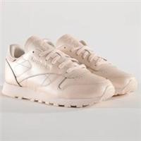 Reebok CN5467 Women's Classic Leather Trainers Pale Pink UK Size 8