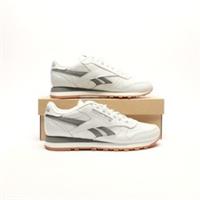 REEBOK Classic Leather Men's White SIZE 9 Trainers