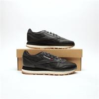 REEBOK Classic Leather Women's Black SIZE 5 Trainers