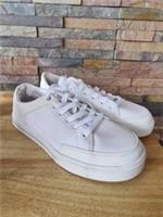 Animal Ortholite Canvas White Trainers -  Size 5 UK.    NEW.