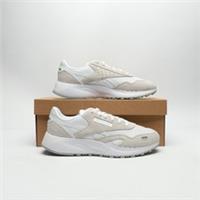 REEBOK GL8900 Men's White SIZE 8.5 Trainers