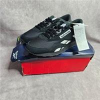 Reebok x VeeFriends Classic Nylon Men Trainers Black White Limited Edition UK 8