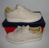 Reebok Girls New Leather Trainers Shoes Casual Junior School RRP £85 UK Size 4