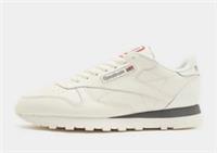 Reebok Classic Leather Sneakers in Chalk Trainers