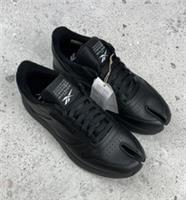 REEBOK X MAISON MARGIELA PROJECT TABI SNEAKERS BLACK UK 8 42 BNIB