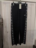 Reebok Joggers Wide Legged In Black/White In Size Medium Brand New With Tags - M Regular