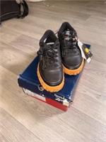 Reebok Club C Vibram 99- Blk/Wht/Red. Size 5 (37.5). Unisex