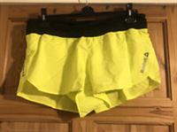 BNWT REEBOK LESMILLS Ladies Yellow Speedwick Logo Activewear Shorts 16-18 (L) - L - 16-18 Plus