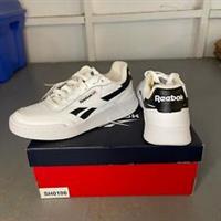 Reebok Club C Revenge Legacy White/Black Trainers / Shoes Size UK 3.5 - Comfy