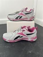 Reebok Girls Durable XT Pink Running trainers Size UK 3.5