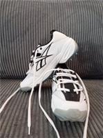 Vintage Mens Reebok Cricket Trainers Spikes White Mens UK Size 6 Rare