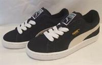 KIDS PUMA CLASSIC SUEDE BLACK WHITE TRAINERS