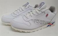 JUNIORS REEBOK CLASSIC WHITE LEATHER TRAINERS DV4642