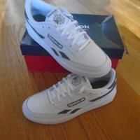 Reebok Club C Revenge White Green Kids Womans Trainers UK 5 NEW Free UK P+P
