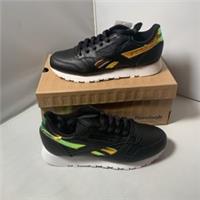 Reebok Classic Leather Trainers In Black Size Uk 4 New In Box