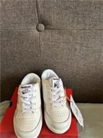 Reebok Classics Club C Infant Trainers, White Low Top Trainers. Size C8