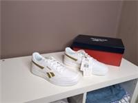 Reebok Court Advance Runner Trainers Unisex Size UK 5.5 White/Gold. Brand New.
