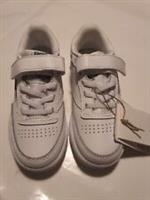 Kids UK11 Reebok Club C 1v Trainers White