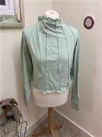 Reebok seam detail long sleeve crop top in sage green - 3x Regular