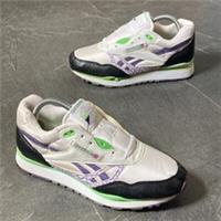 Vintage 1990s Reebok Runners UK7.5 Deadstock Ventilator Pump Classics Deadstock
