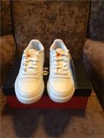 Reebok Classic Club C 85 womens Trainers - white size 4