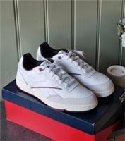 Reebok unisex basketball style trainers size 6.5( EU 40) rrp &pound;65