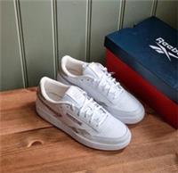 Reebok Club C revenge unisex kids trainers size 5( EU 37)| Brand New