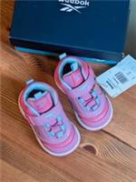 Reebok infant shoes size 3.5( EU 19.5). Brand New