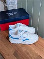 Reebok Club C double revenge women's/ girls leather trainers size 2.5( EU 35)
