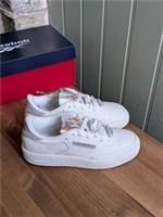 Reebok Club C 85 Boys Trainers UK 2.5 White Classic Sneakers New with Box