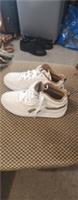 kids trainers