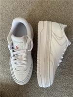 Reebok Club C Extra Tennis In White Size 4 NEW