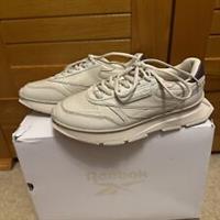 REEBOK Classic LTD Ladies Trainers,  Off White Leather, Size 5.5 (38.5), BNW