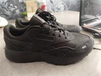 ReebokGL8900 Mens Size 8 Trainers