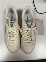 BNWT Ladies Vintage REEBOK Off White Club C 85s UK 5.5- CG L55