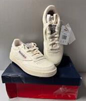 Reebok Unisex Club C 85 Vintage Trainer, cream, UK 4.5, New