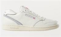 UK size 5.5 - reebok classic act 300 walking trainers stitch sole cream