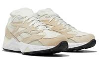 UK size 7.5 - reebok CLASSIC aztrek walking trainers cream white sole retro rare