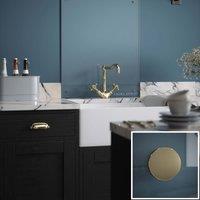 Laura Ashley Clear Glass Kitchen Splashback brushed Brass Caps 600 X 750mm, Clear