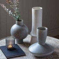 Gallery Direct Ozark Vase White 170x170x440mm, White