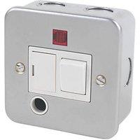 Essentials 13A Switched Metal Clad Fused Spur & Flex Outlet with Neon with White Inserts (40906)