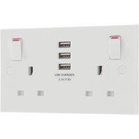 British General 900 Series 13A 2-Gang SP Switched Socket + 3.1A 15.5W 3-Outlet Type A USB Charger White (4492R)