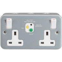 Knightsbridge 13A 2-Gang DP Switched Metal Clad Passive Type A RCD Socket with White Inserts (541YA)