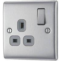 British General Nexus Metal 13A 1-Gang SP Switched Plug Socket Brushed Steel with Graphite Inserts (58967)