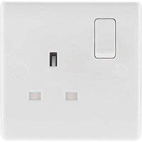British General 800 Series 13A 1-Gang SP Switched Socket White (690HV)