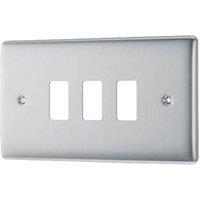 British General Nexus Grid 3-Module Grid Faceplate Brushed Steel (772PY)