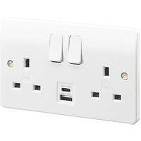 MK Logic Plus 13A 2-Gang DP Switched Socket + 3A 15.5W 2-Outlet Type A & C USB Charger White (878RG)
