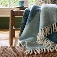 Laura Ashley Bronwen 130cm x 170cm Throw Seaspray Blue