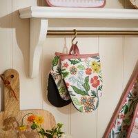 Ulster Weavers Petals and Prose Pair of Microwave Mitts Pink