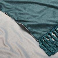 Clarke & Clarke Bloom 125cm x 150cm Throw Green